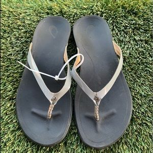 Women’s Olukai Ho’Opio Leather Sandals sz 7